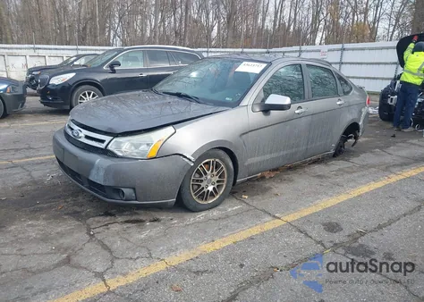 2011 Ford Focus Se z USA, uszkodzony, nr VIN 1FAHP3FN5BW131143